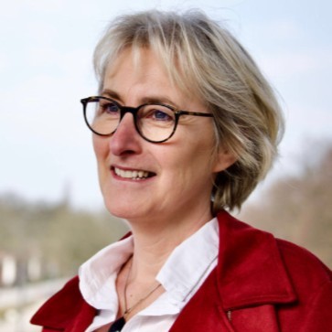 Rose-Marie Delacressonière, praticienne en accompagnement somatique et énergétique